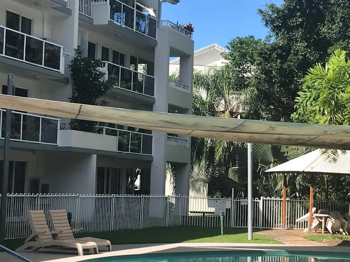 Secluded Tropical Apartment Palm Cove Australia