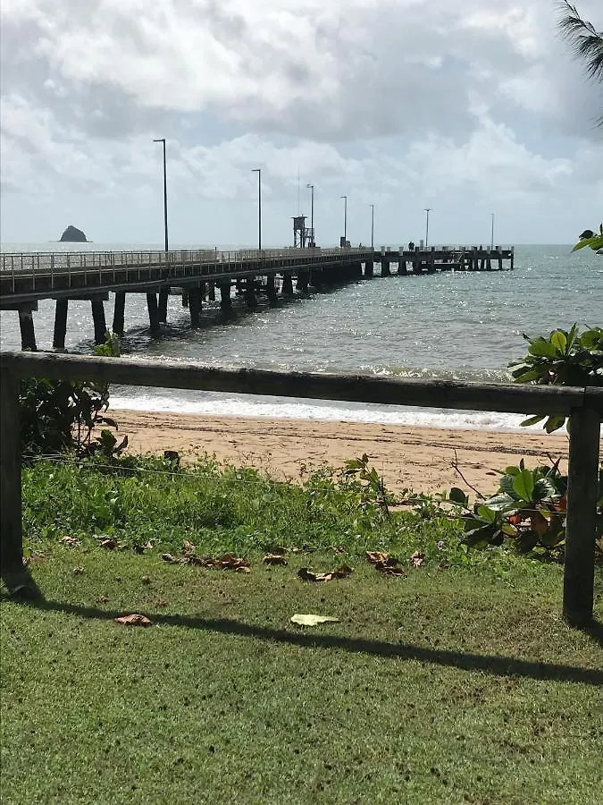 Secluded Tropical Apartment Palm Cove 0*,  Australia