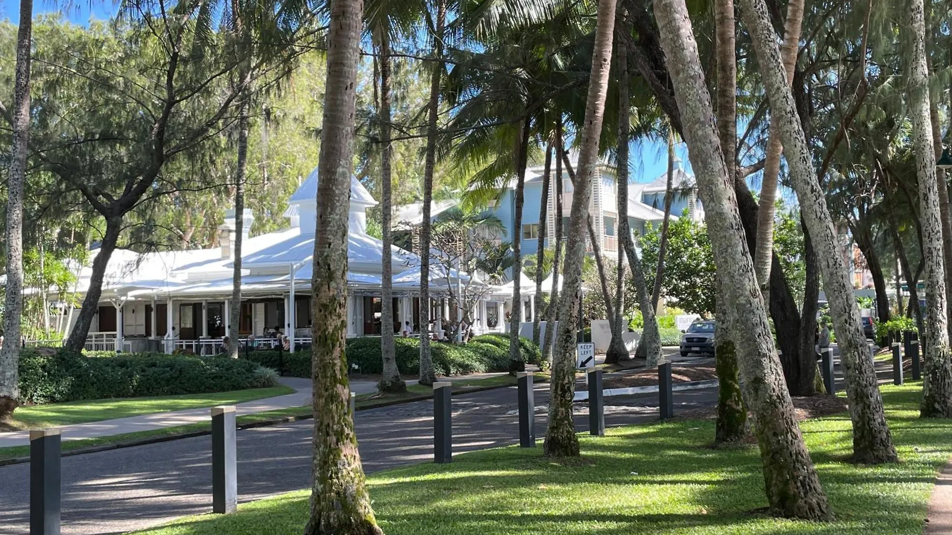 Secluded Tropical Apartment Palm Cove 0*,  Australia