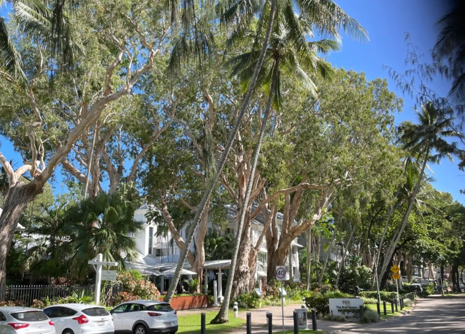 Secluded Tropical Apartment Palm Cove