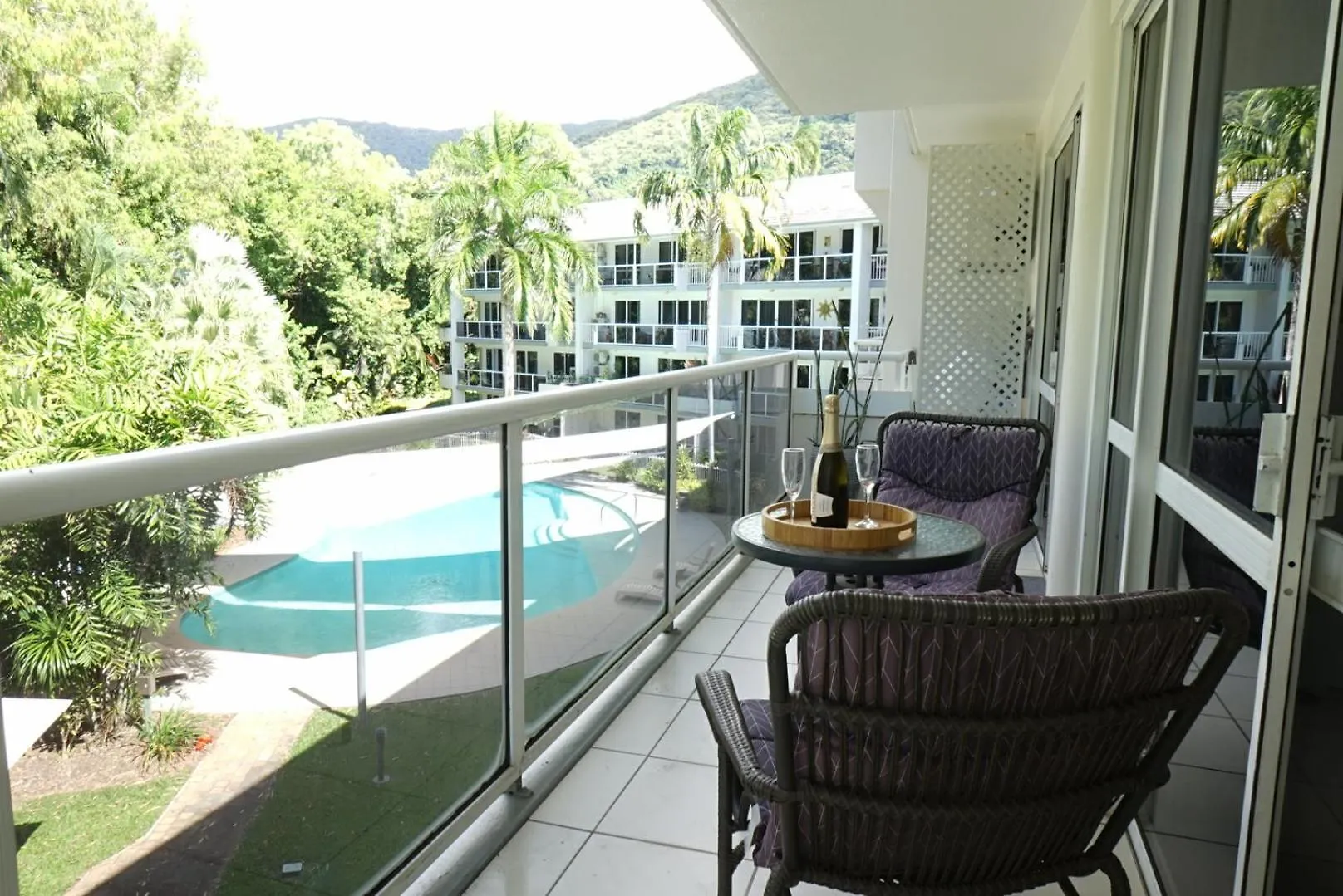Secluded Tropical Apartment بالم كوف